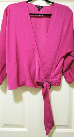 NWOT Vibrant Flowy Sleeve Top - Picture 4 of 16